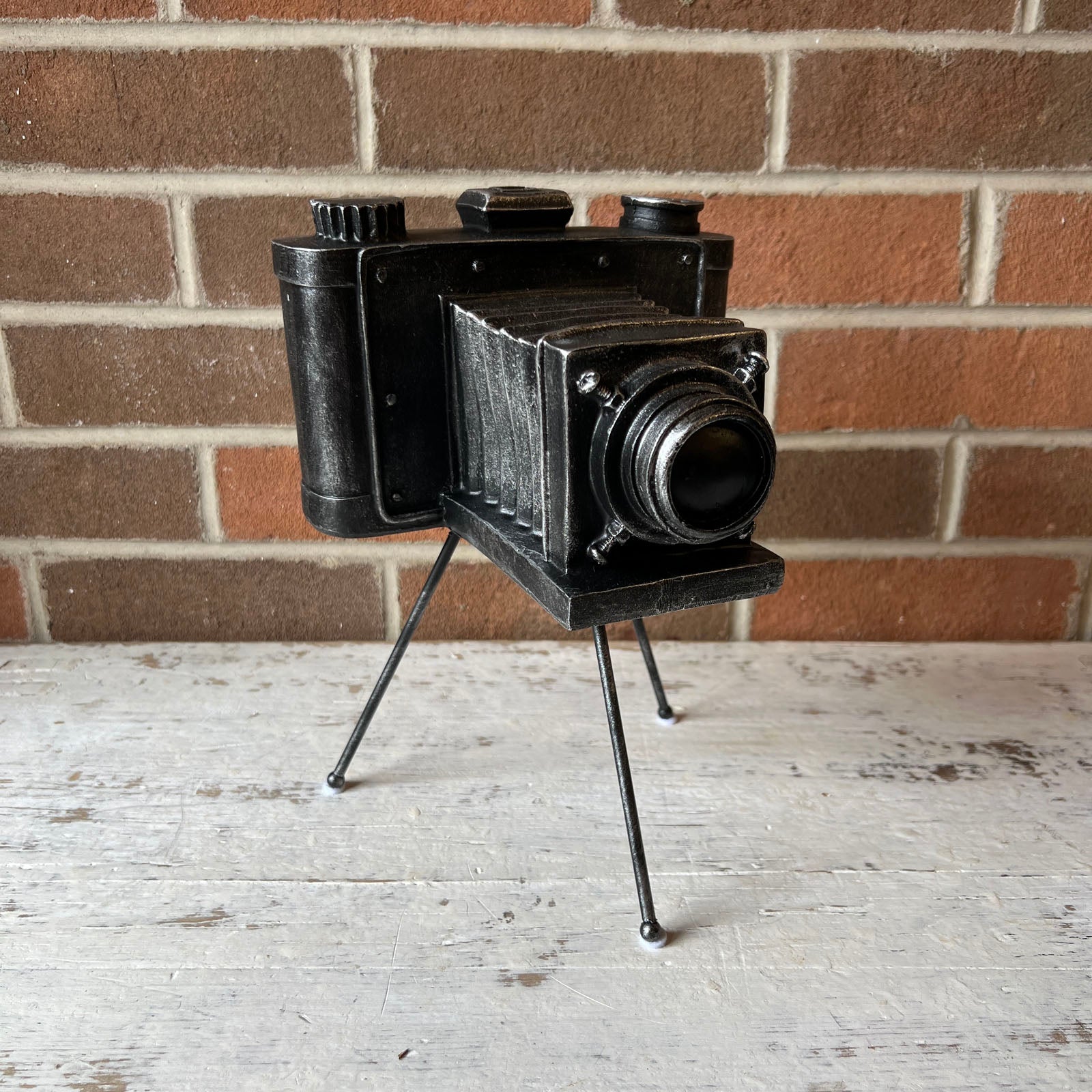 Antique Camera – Trove Warehouse