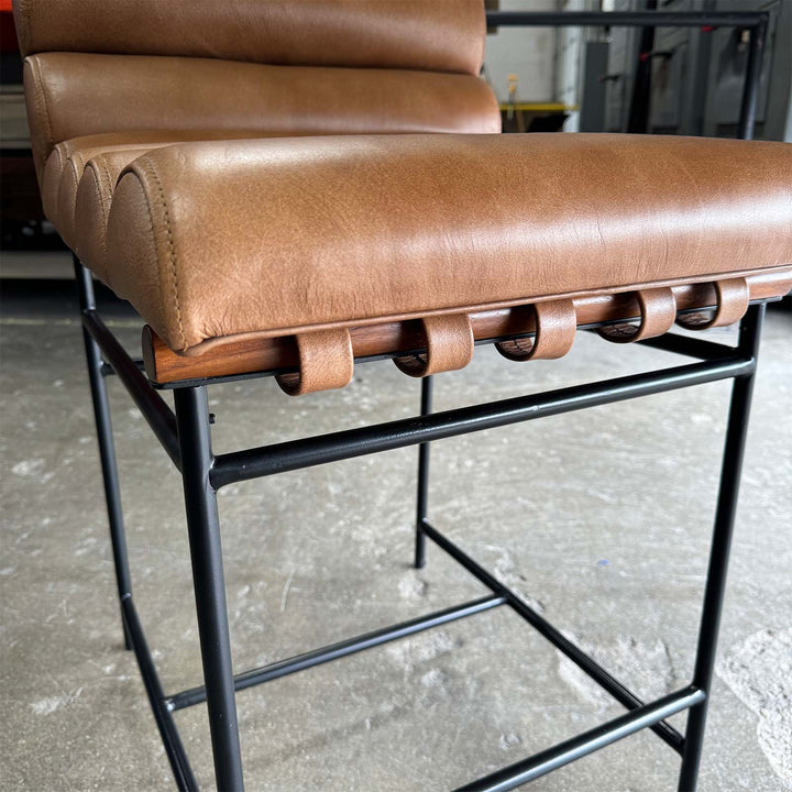 Vail Counter Stool - Honey