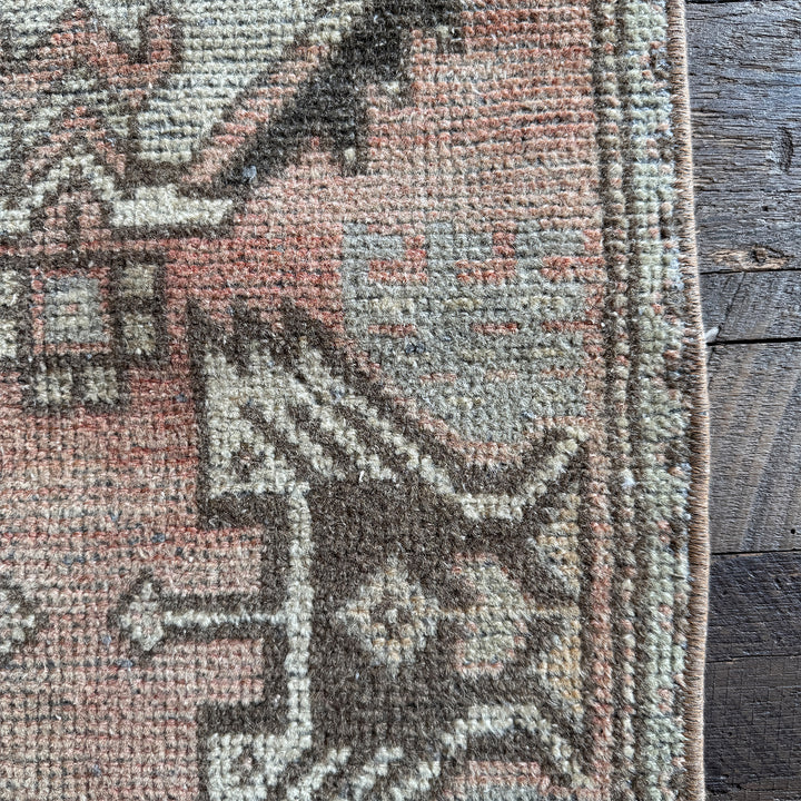 Vintage Rug No. 135
