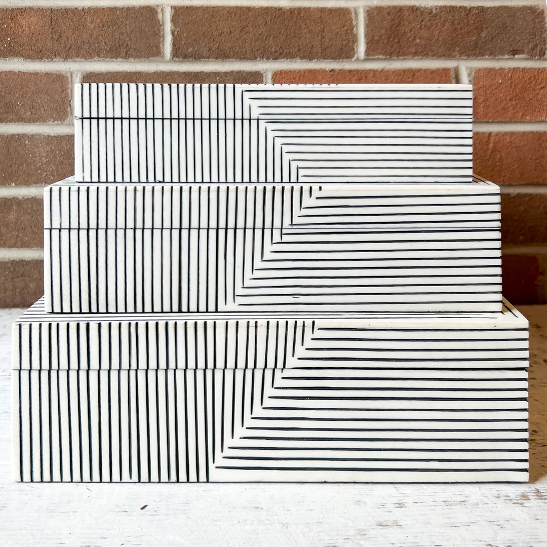 Resin Box, Black/White