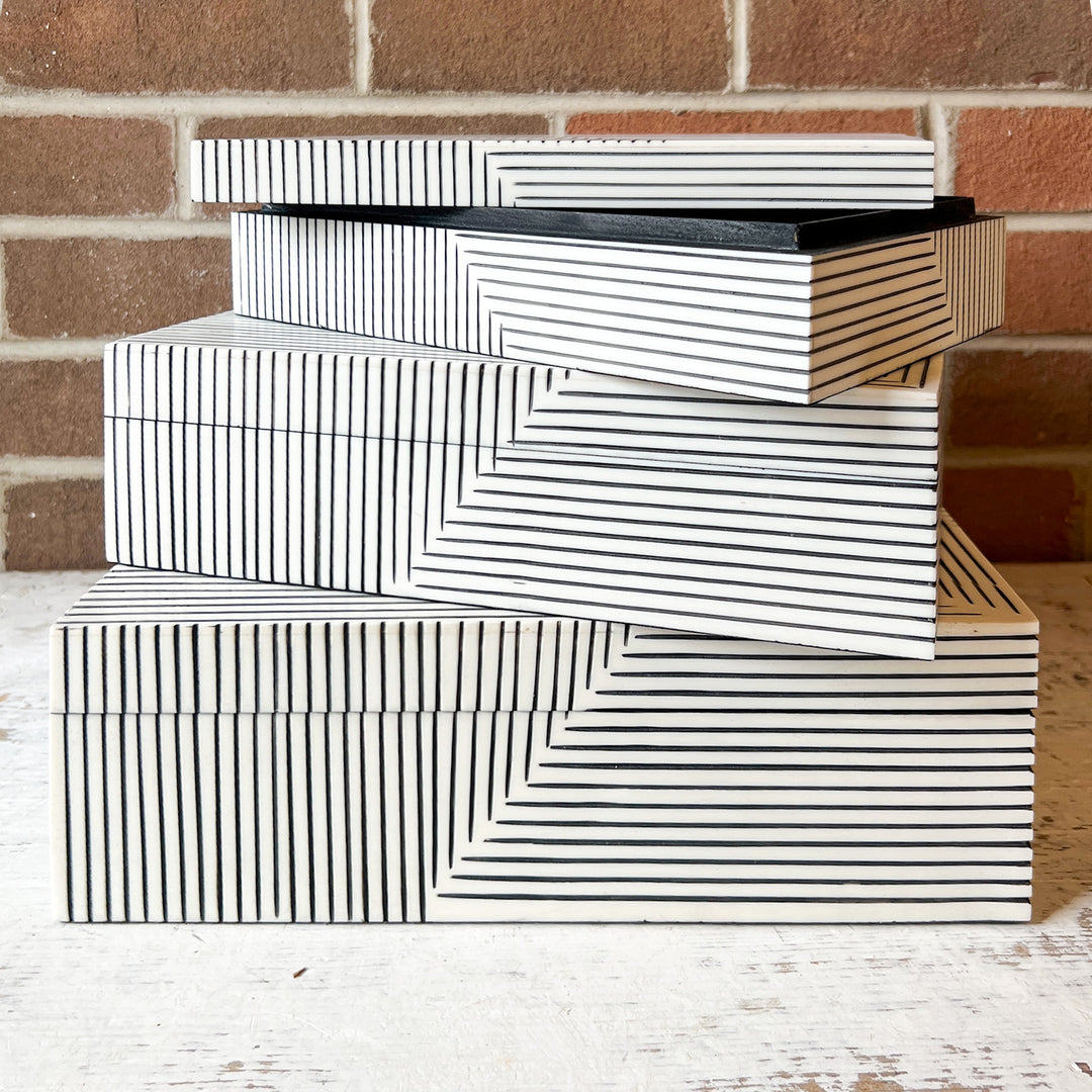 Resin Box, Black/White