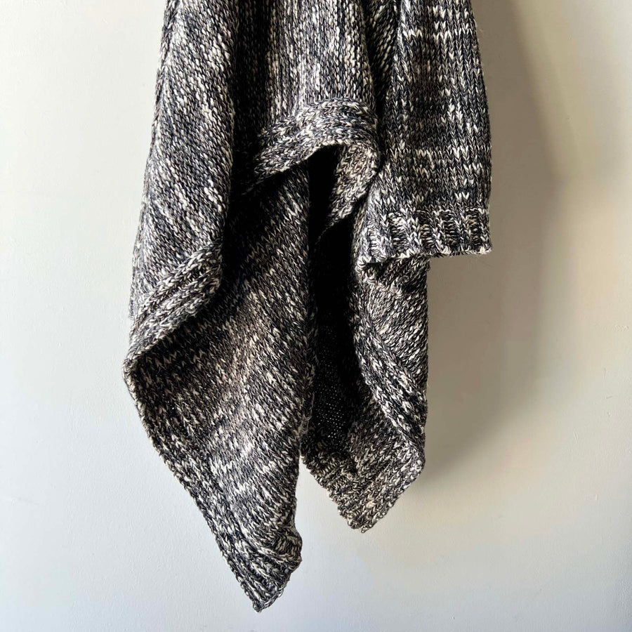 Corbu Color Corbu Throw - Asphalt – Trove Warehouse