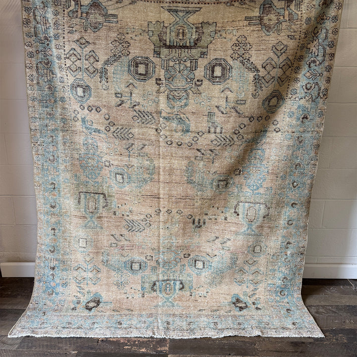 Vintage Rug No. 175
