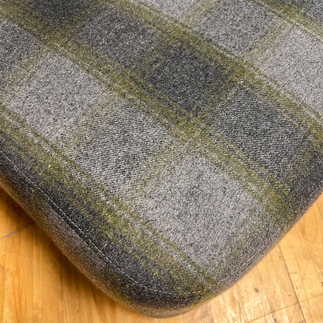 Lochlan Swivel Chair