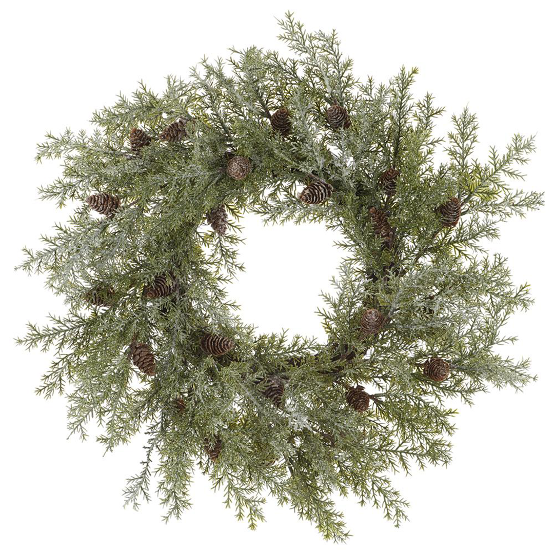 22" Cedar Wreath w/ Pinecone