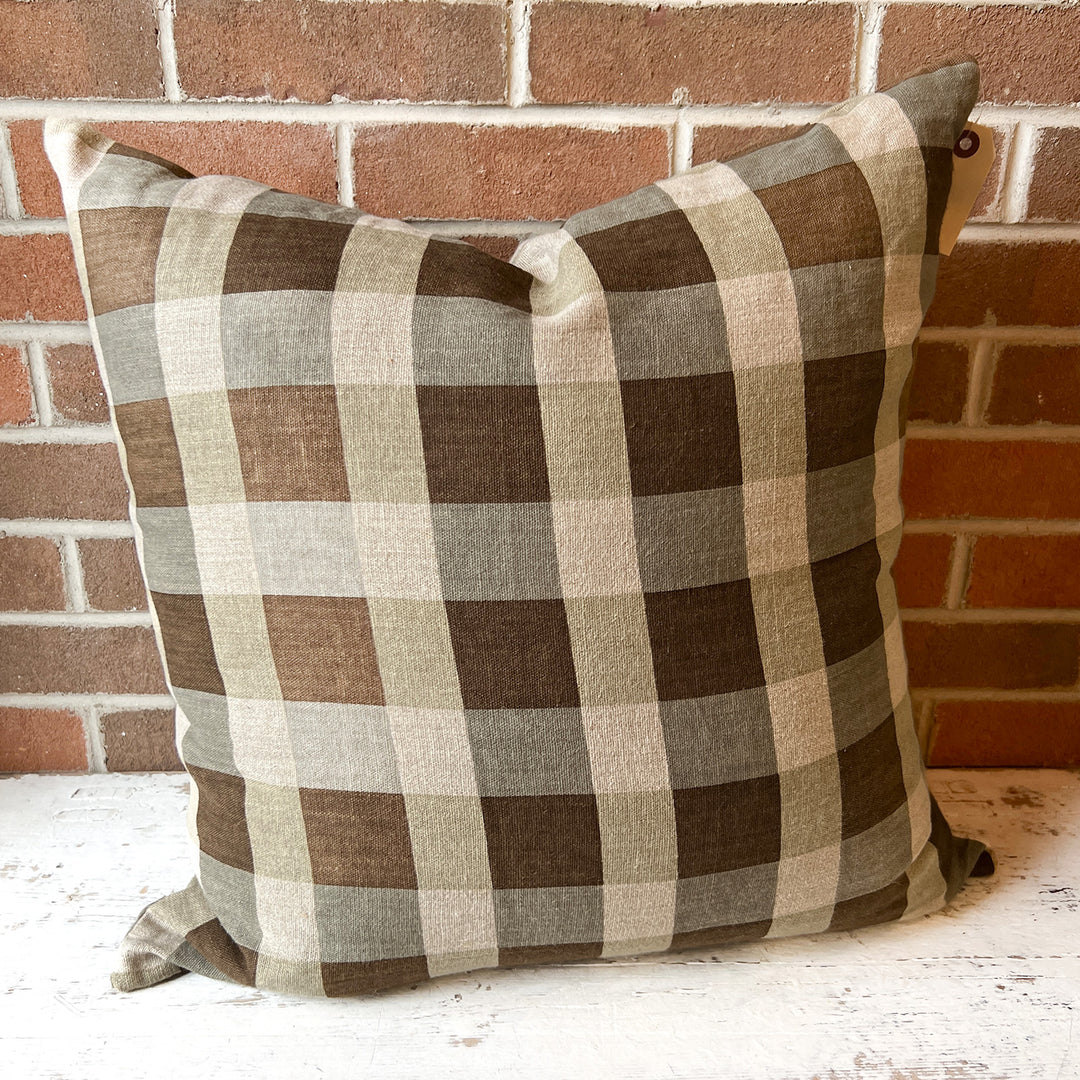 22" x 22" Pillow
