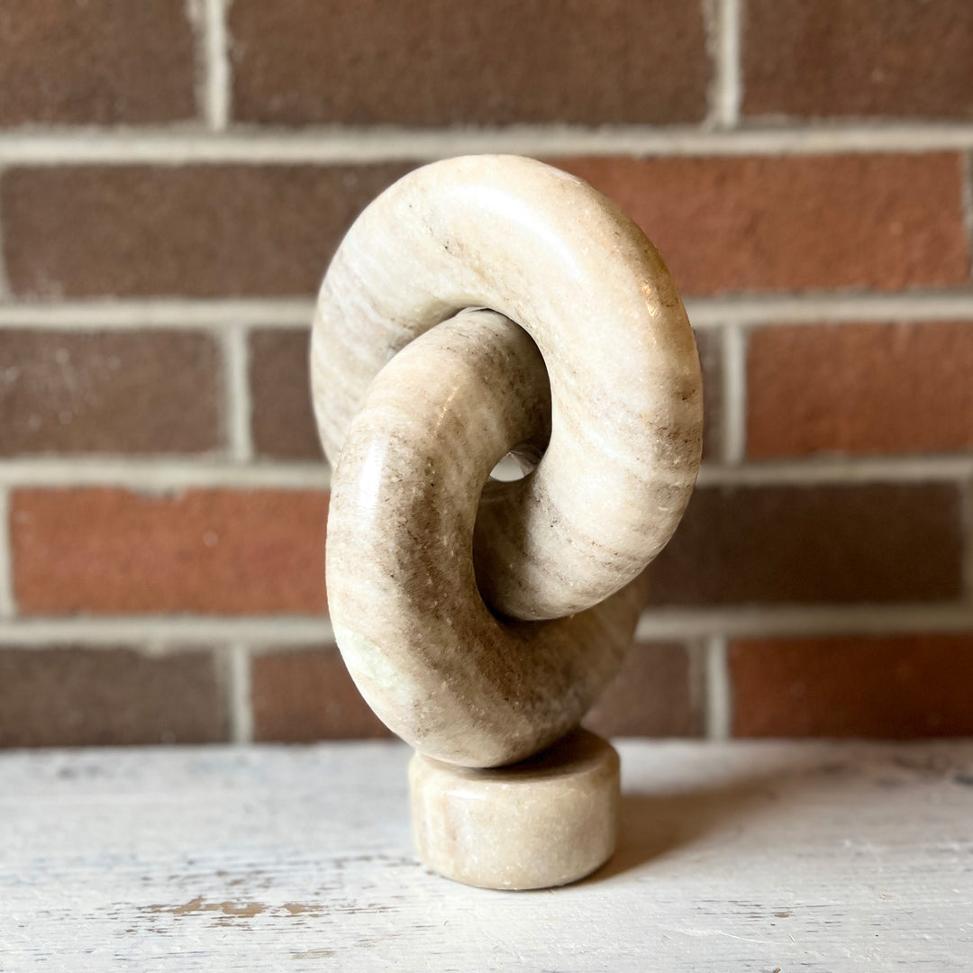 10" Ring Statue