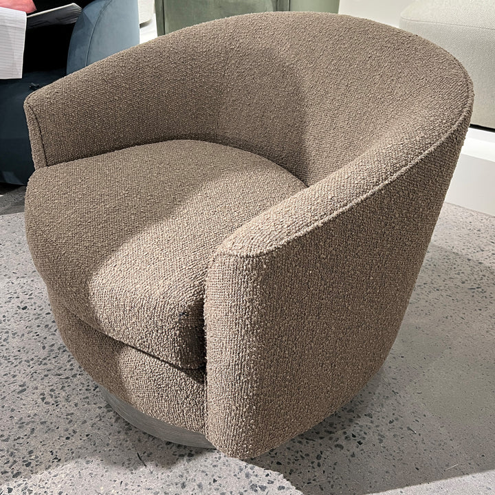 Corva Swivel Chair