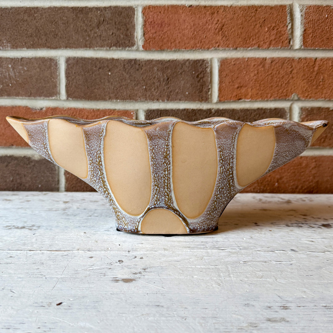 Nadia Vase