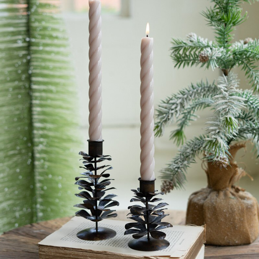 Pinecone Taper