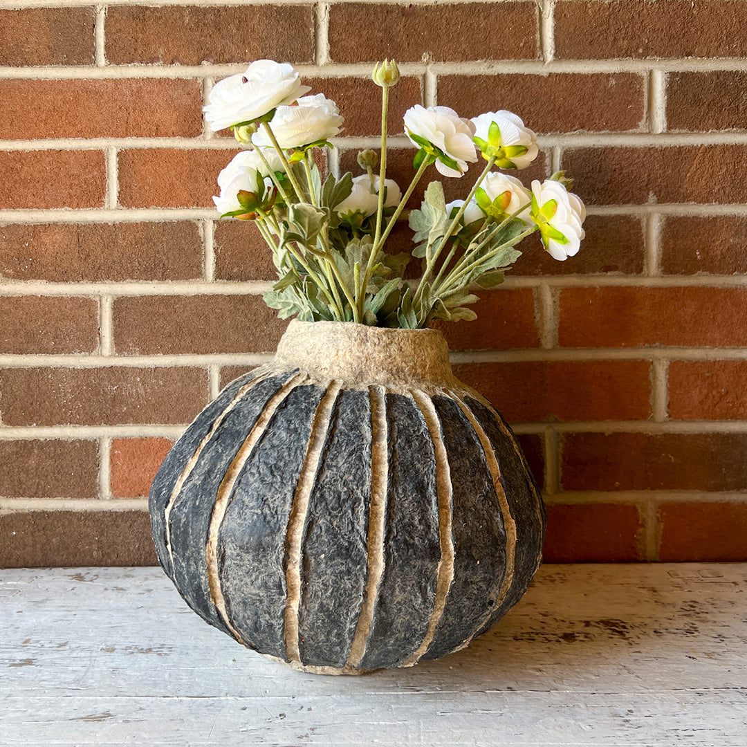 11" Melon Vase
