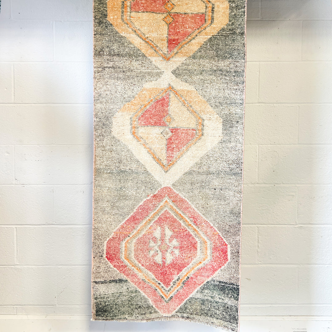 Vintage Rug No. 195