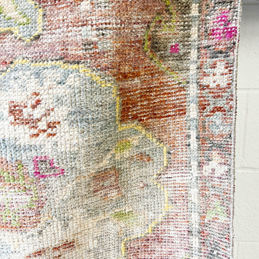 Vintage Rug No. 197