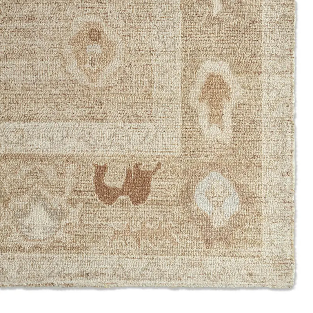 7’9" x 9’9" Rug