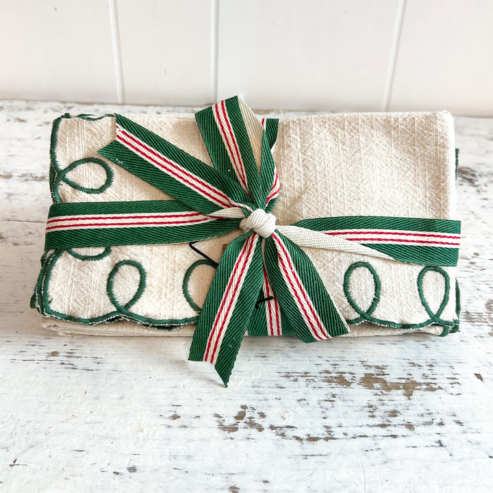 Scalloped Napkins