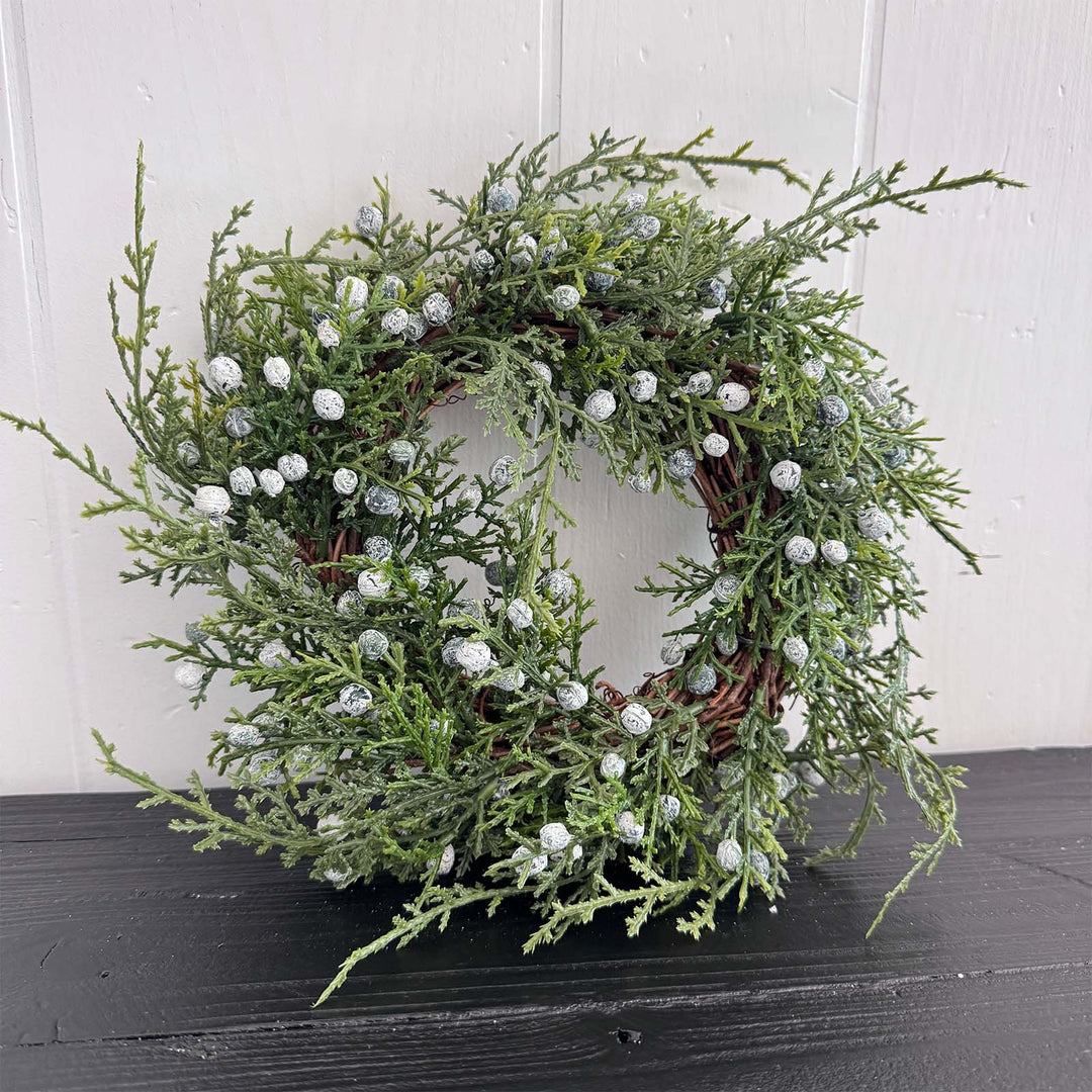 Juniper Candle Ring w/Berry