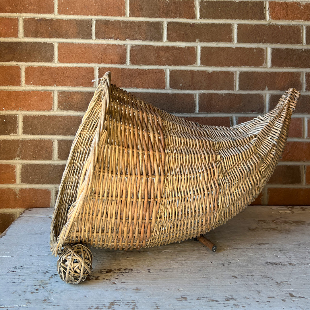 Willow Cornucopia