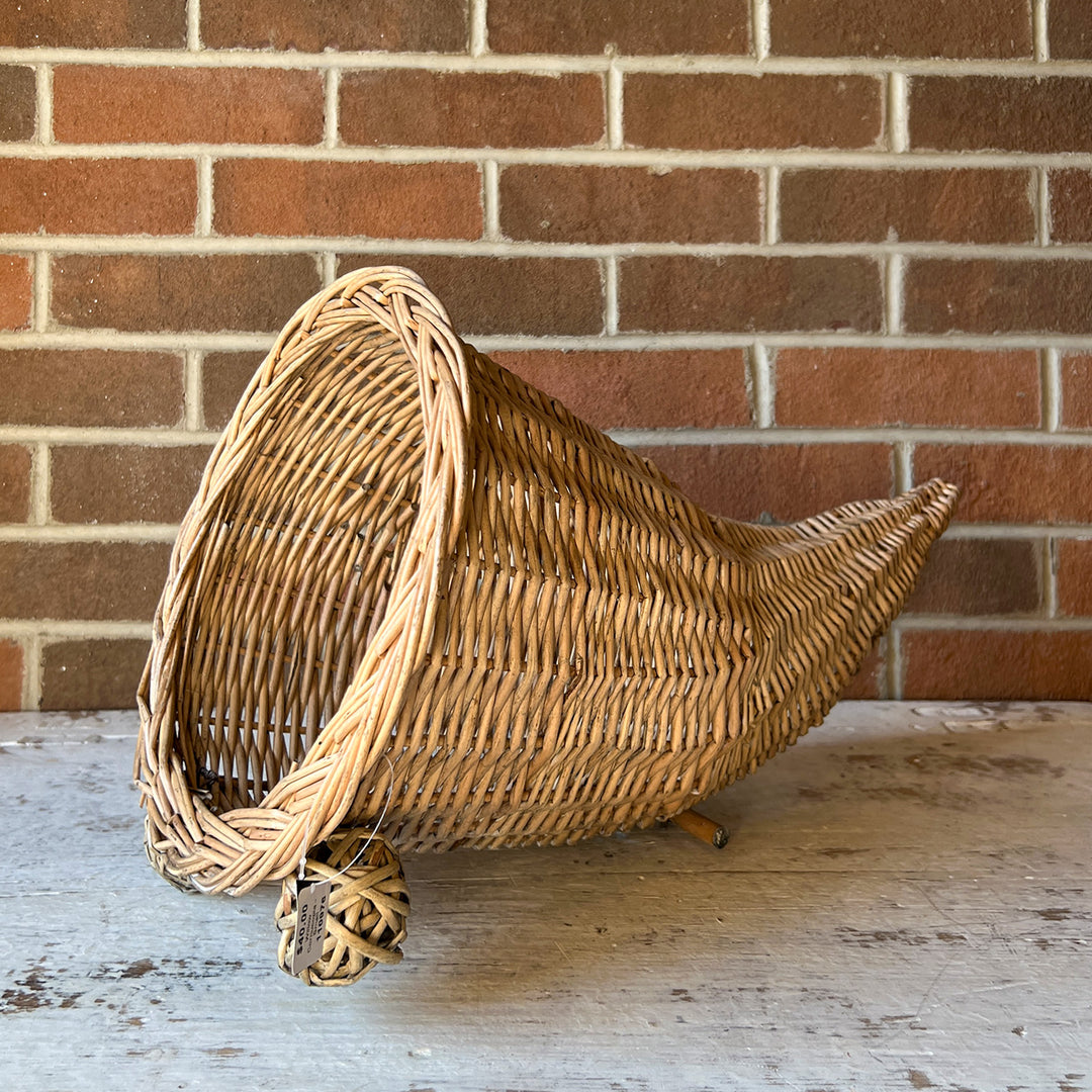 Willow Cornucopia