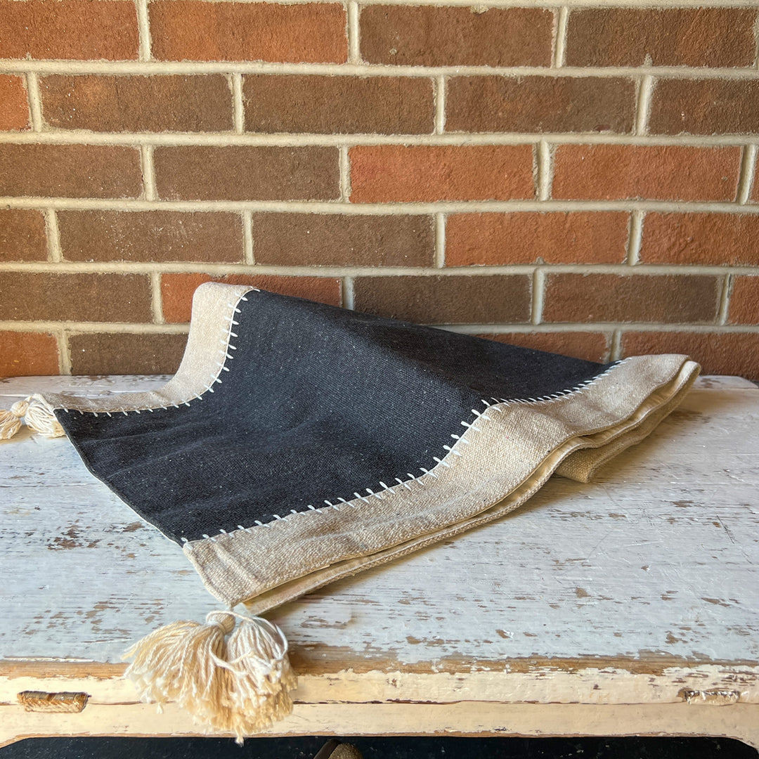 Whipstitch Runner