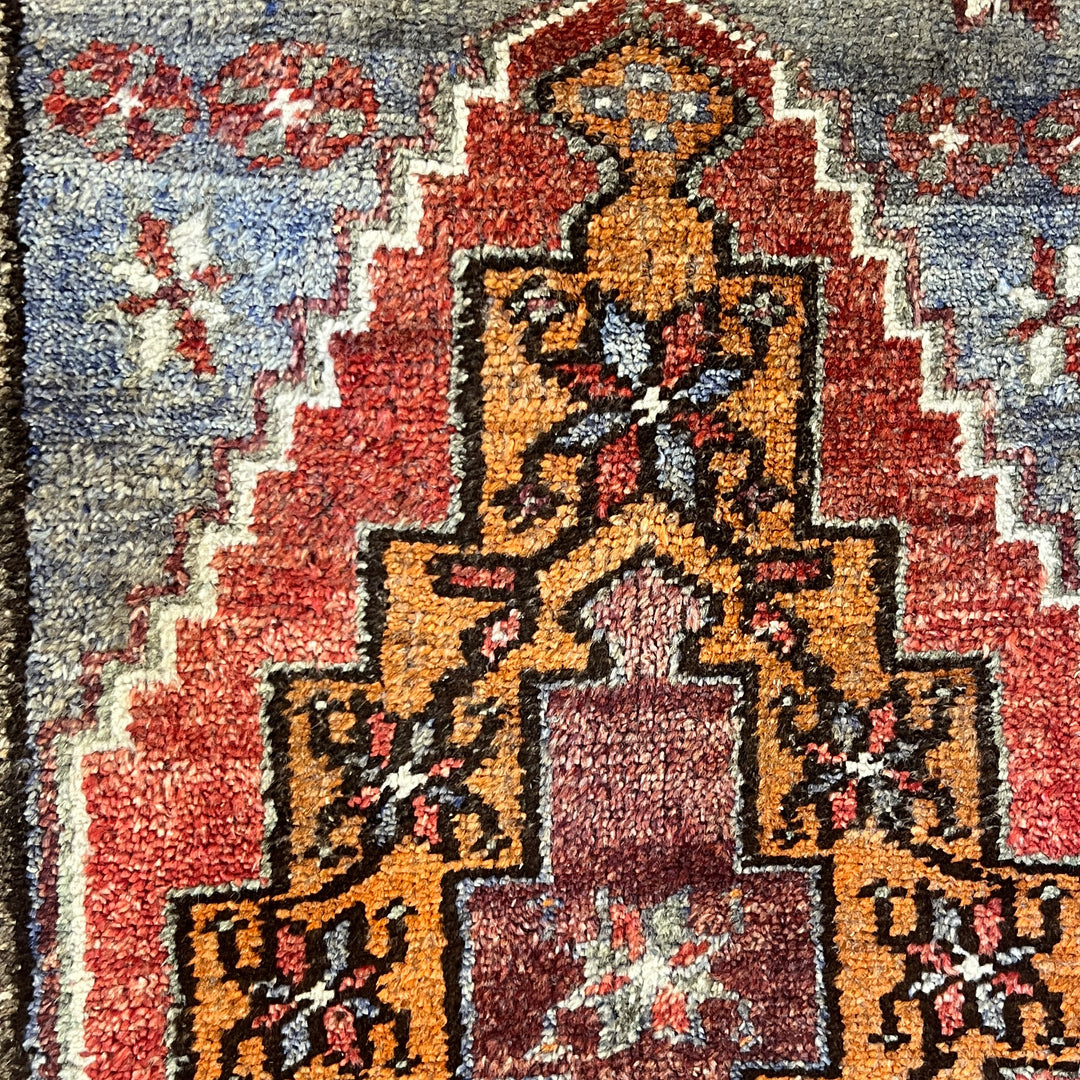 Vintage Rug No. 185