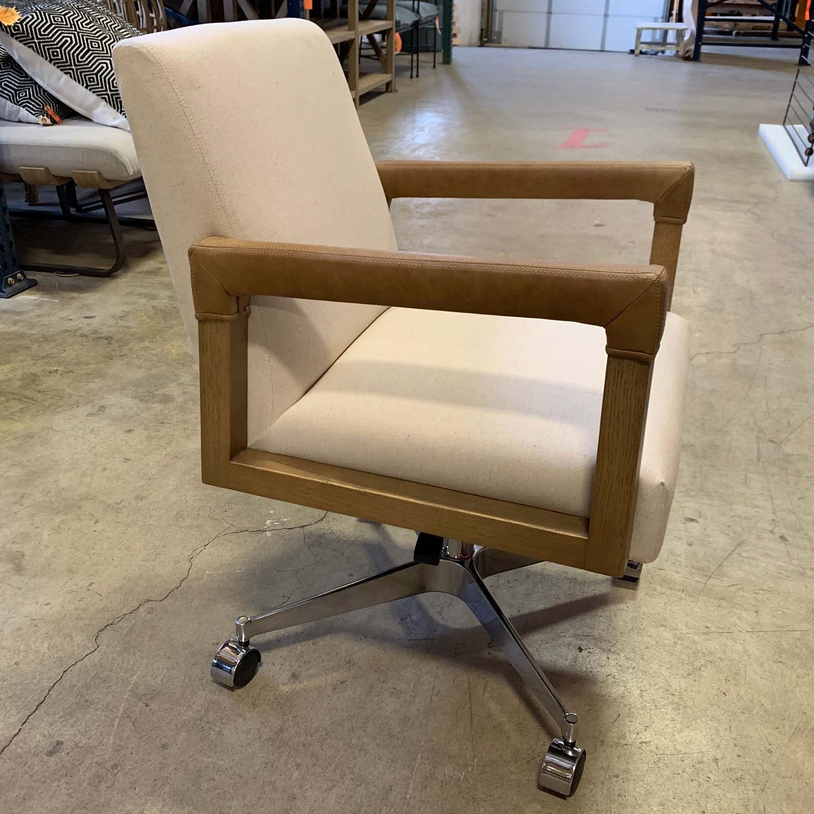 Rouge Desk Chair