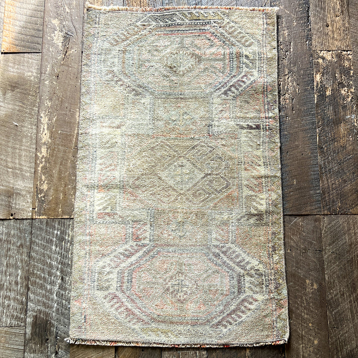 Vintage Rug No. 29