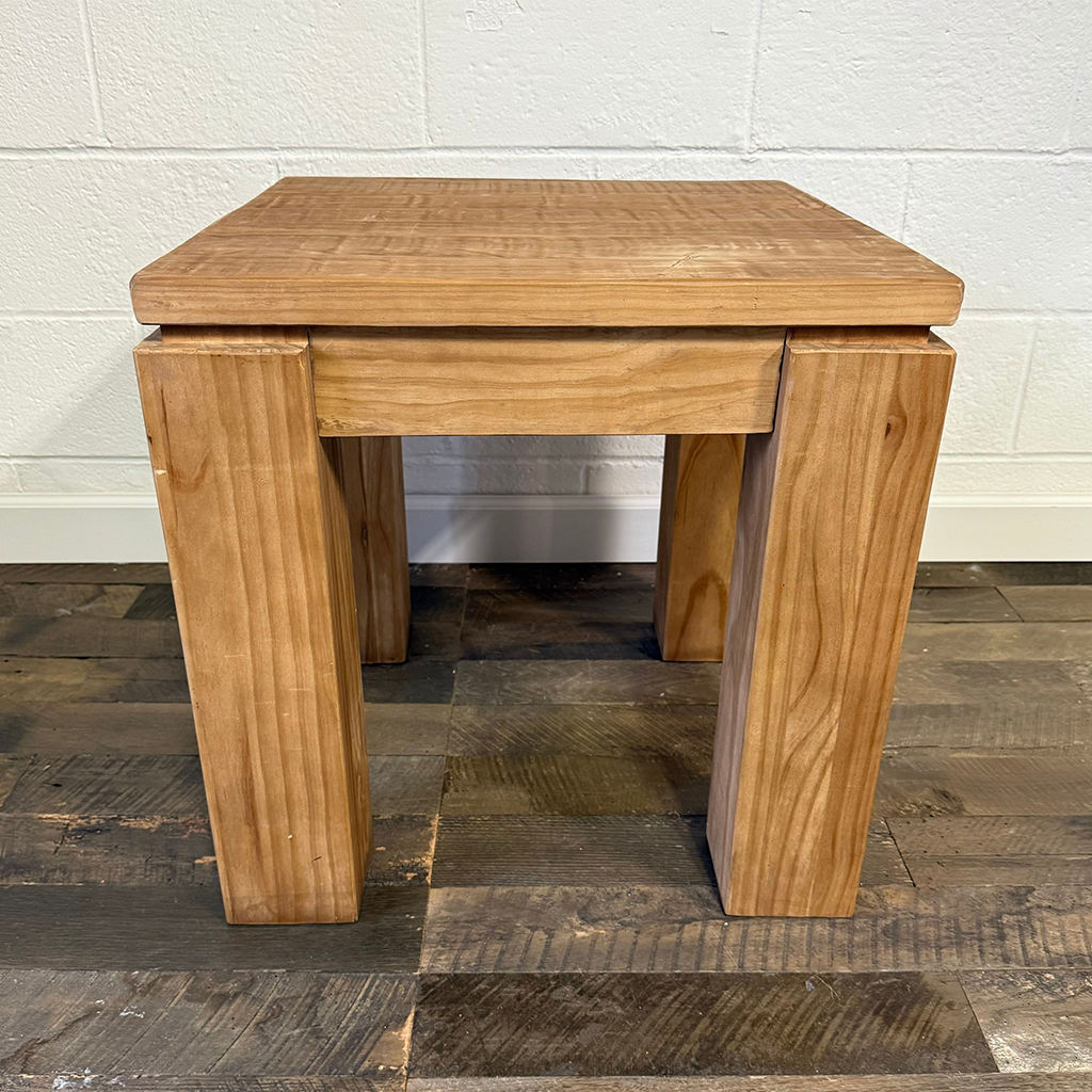 Ami Side Table