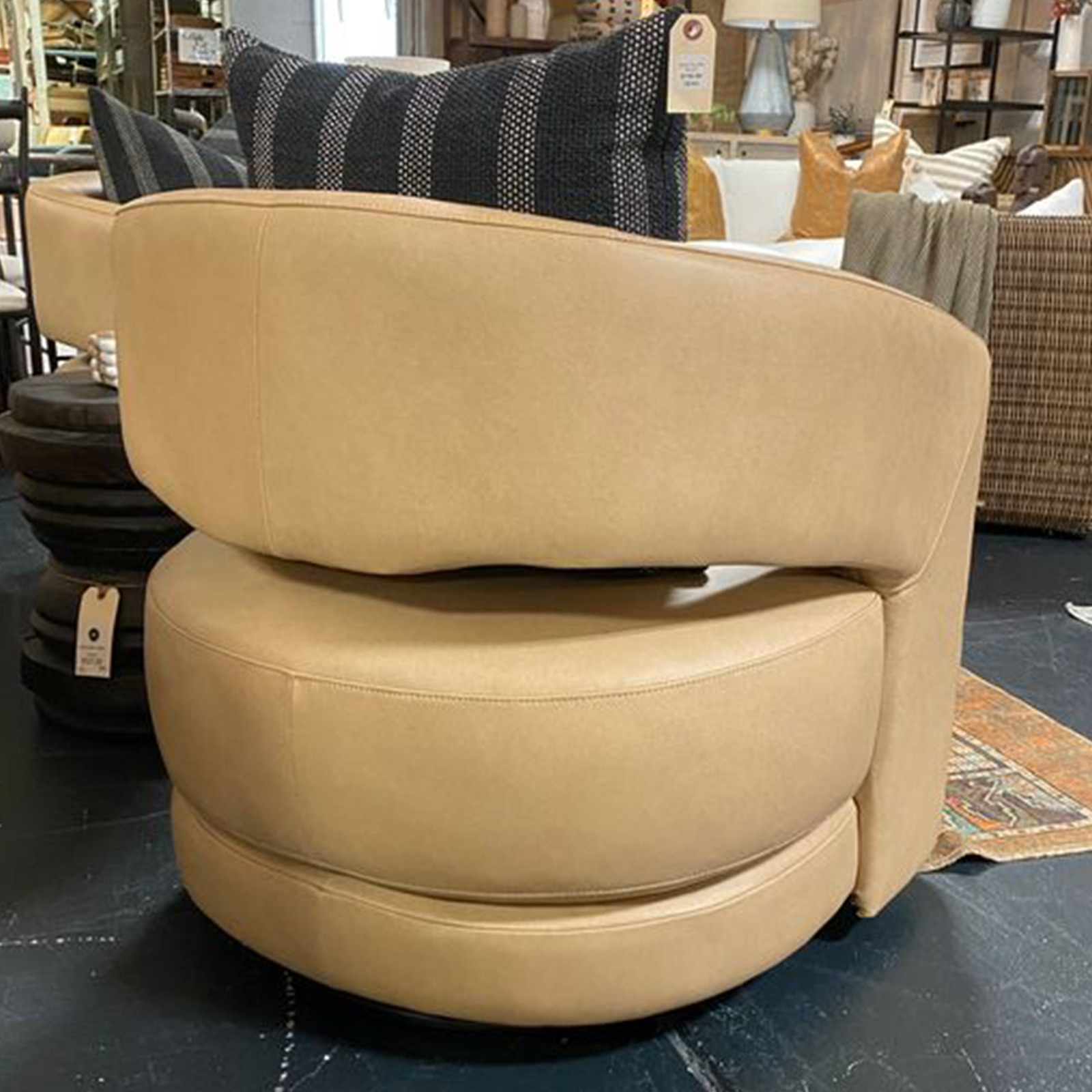 Tansy Swivel Chair