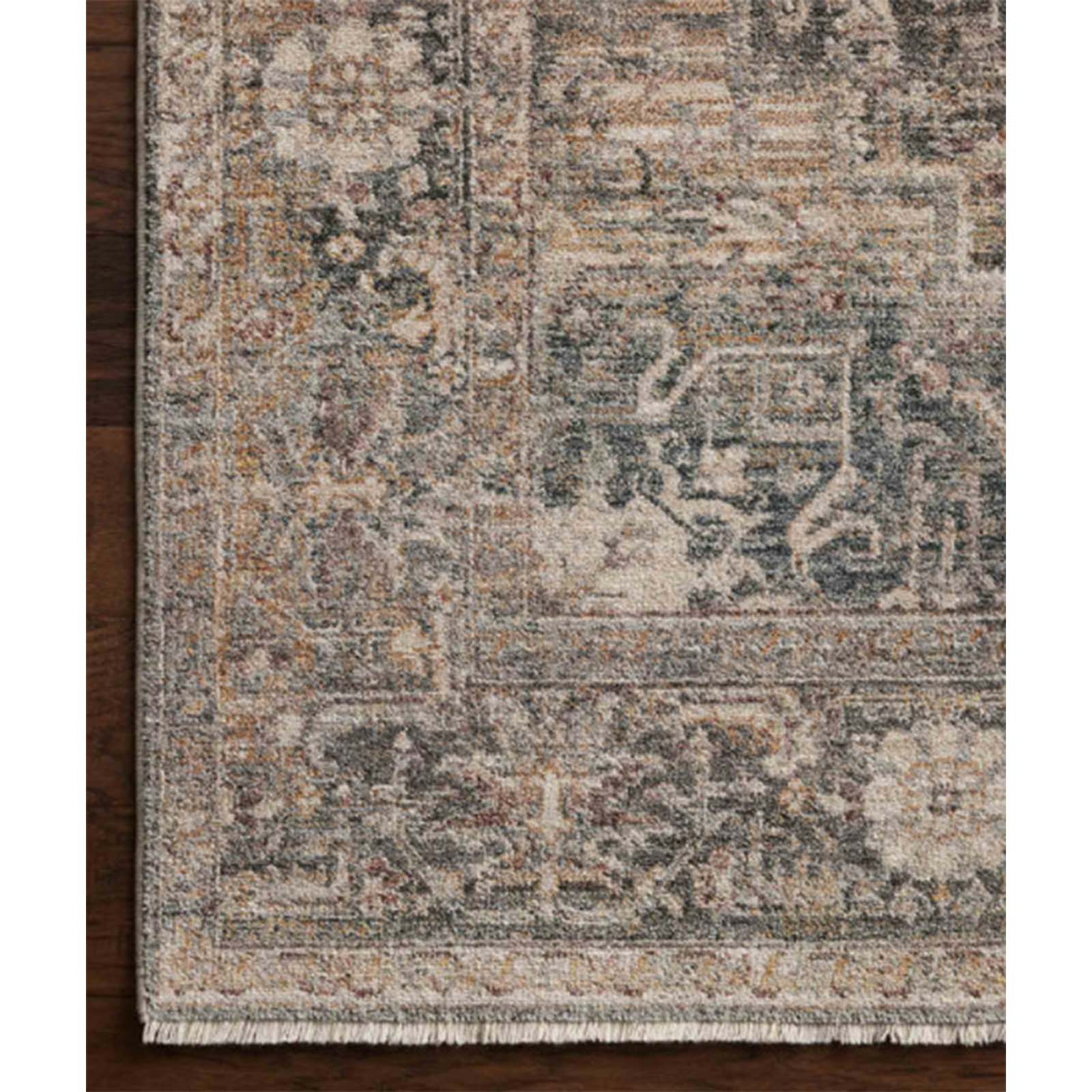 7'10" X 10' Rug