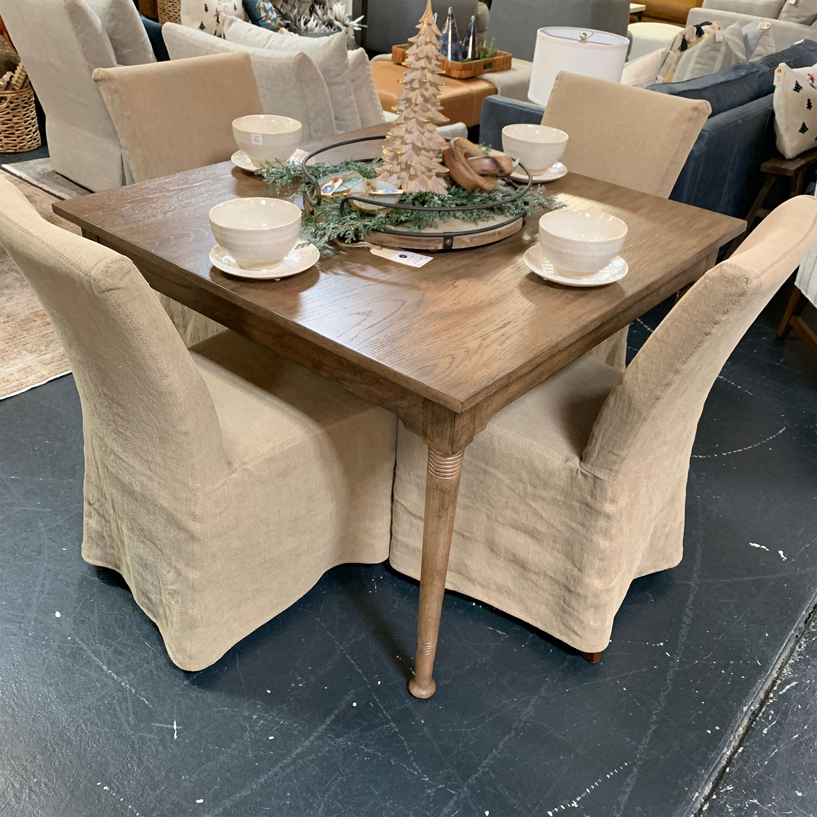 Salena 44" Dining Table