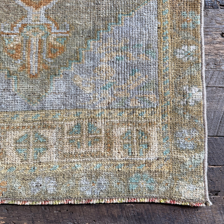 Vintage Rug No. 4