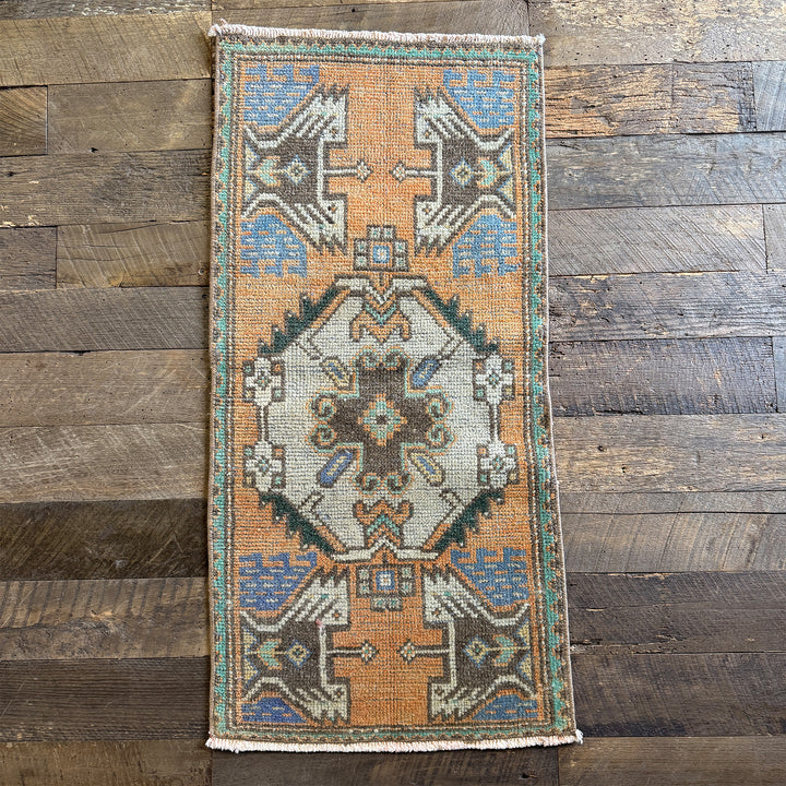 Vintage Rug No. 9