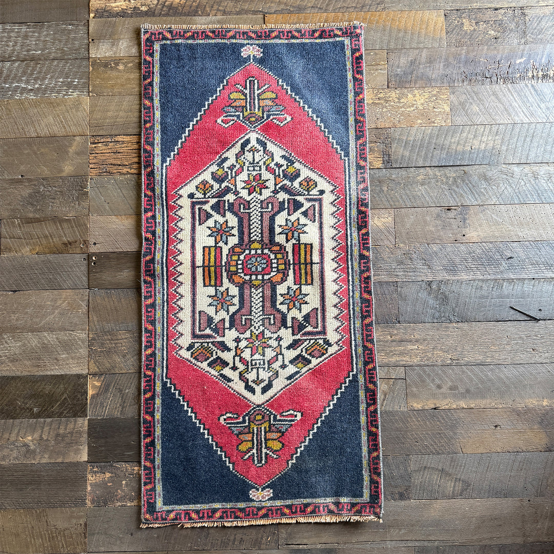 Vintage Rug No. 24