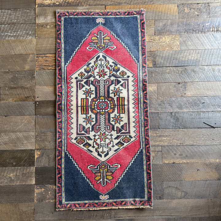 Vintage Rug No. 24