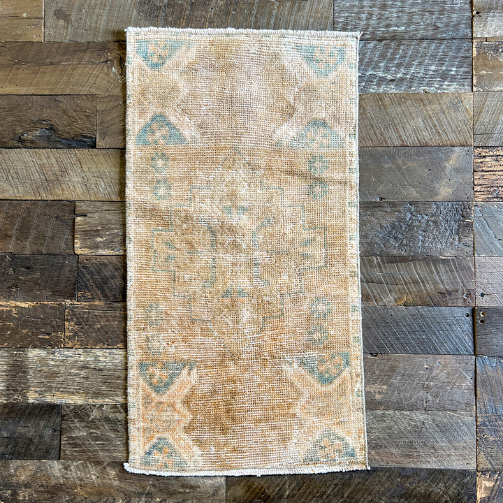 Vintage Rug No. 29