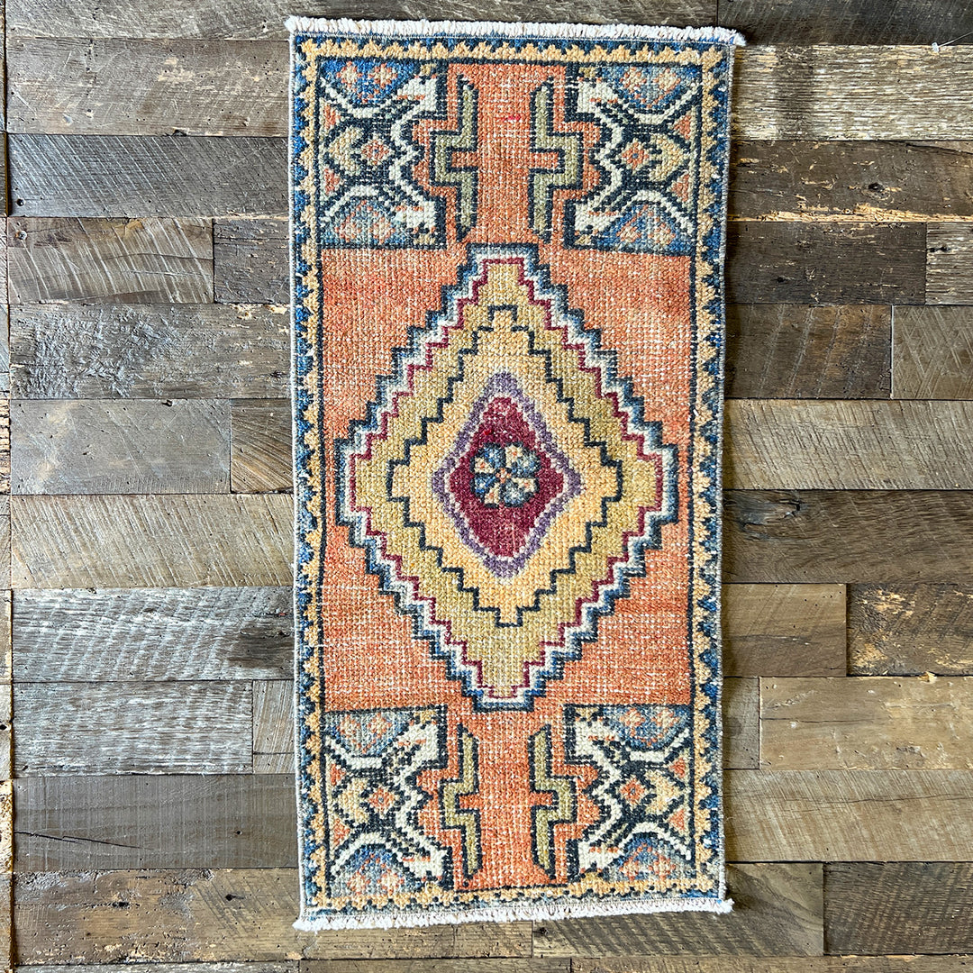 Vintage Rug No. 47