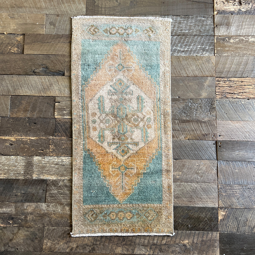 Vintage Rug No. 48