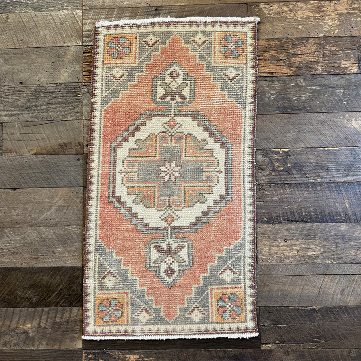 Vintage Rug No. 54