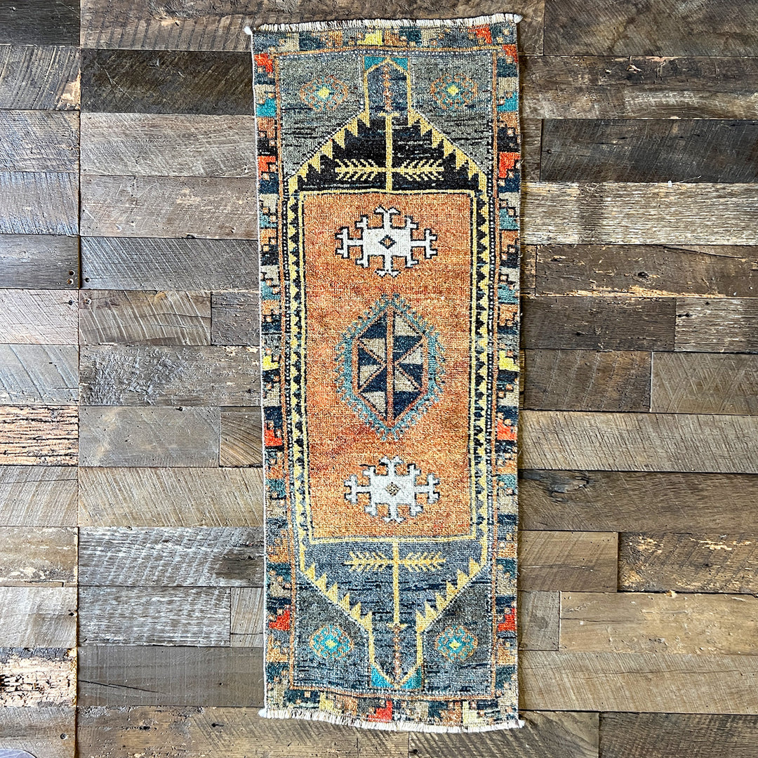 Vintage Rug No. 56