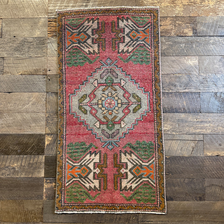 Vintage Rug No. 57