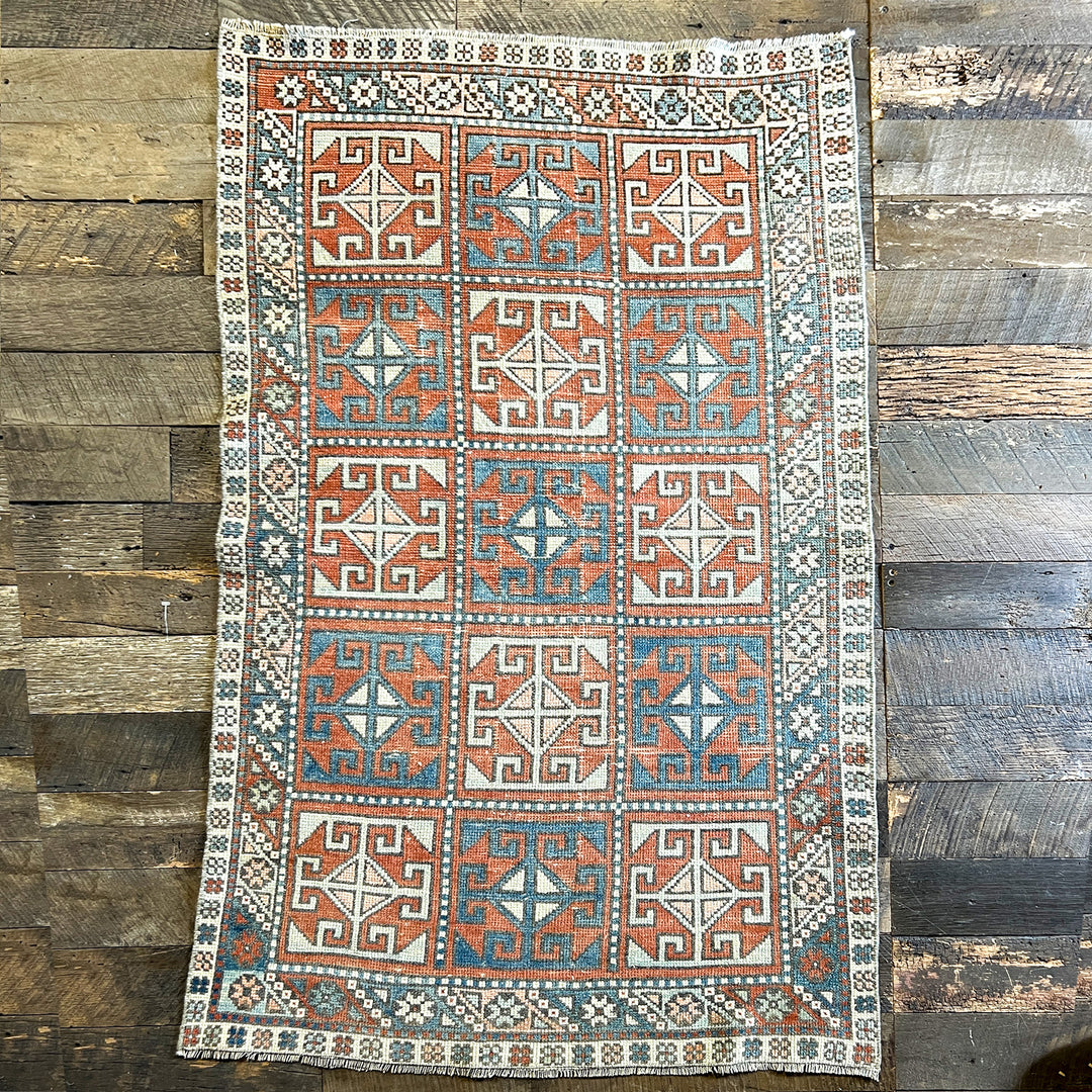 Vintage Rug No. 57