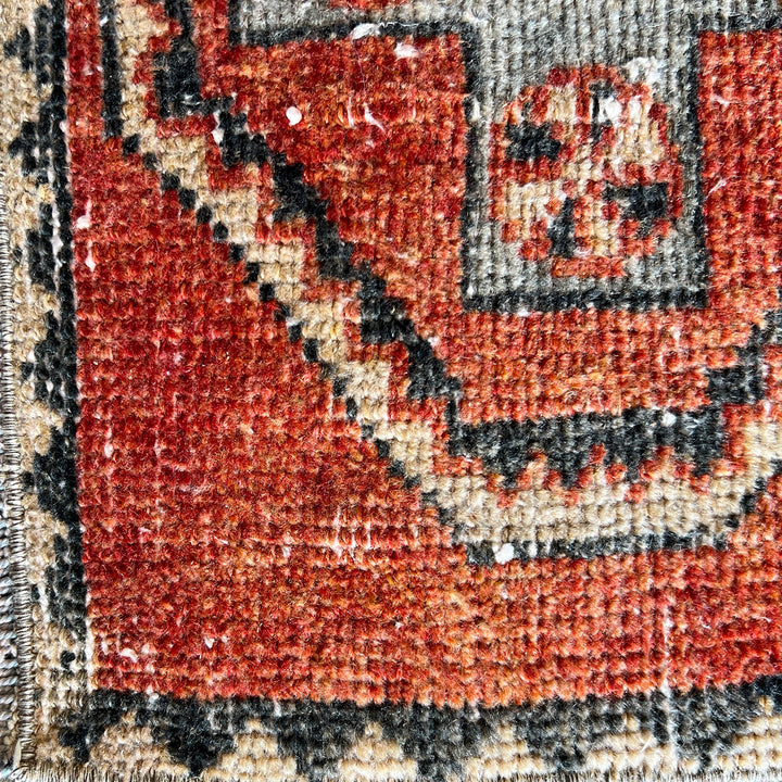 Vintage Rug No. 60