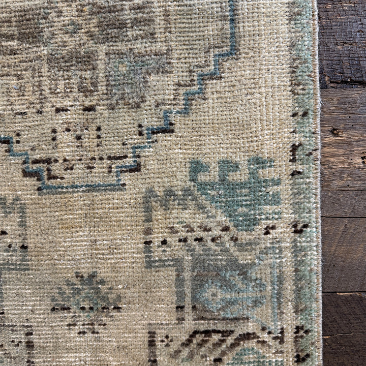 Vintage Rug No. 63