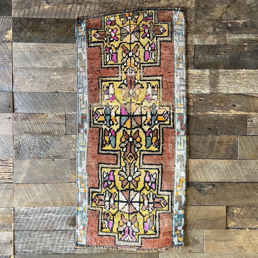 Vintage Rug No. 63