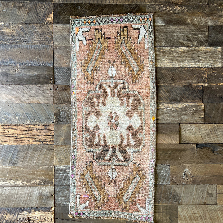 Vintage Rug No. 76