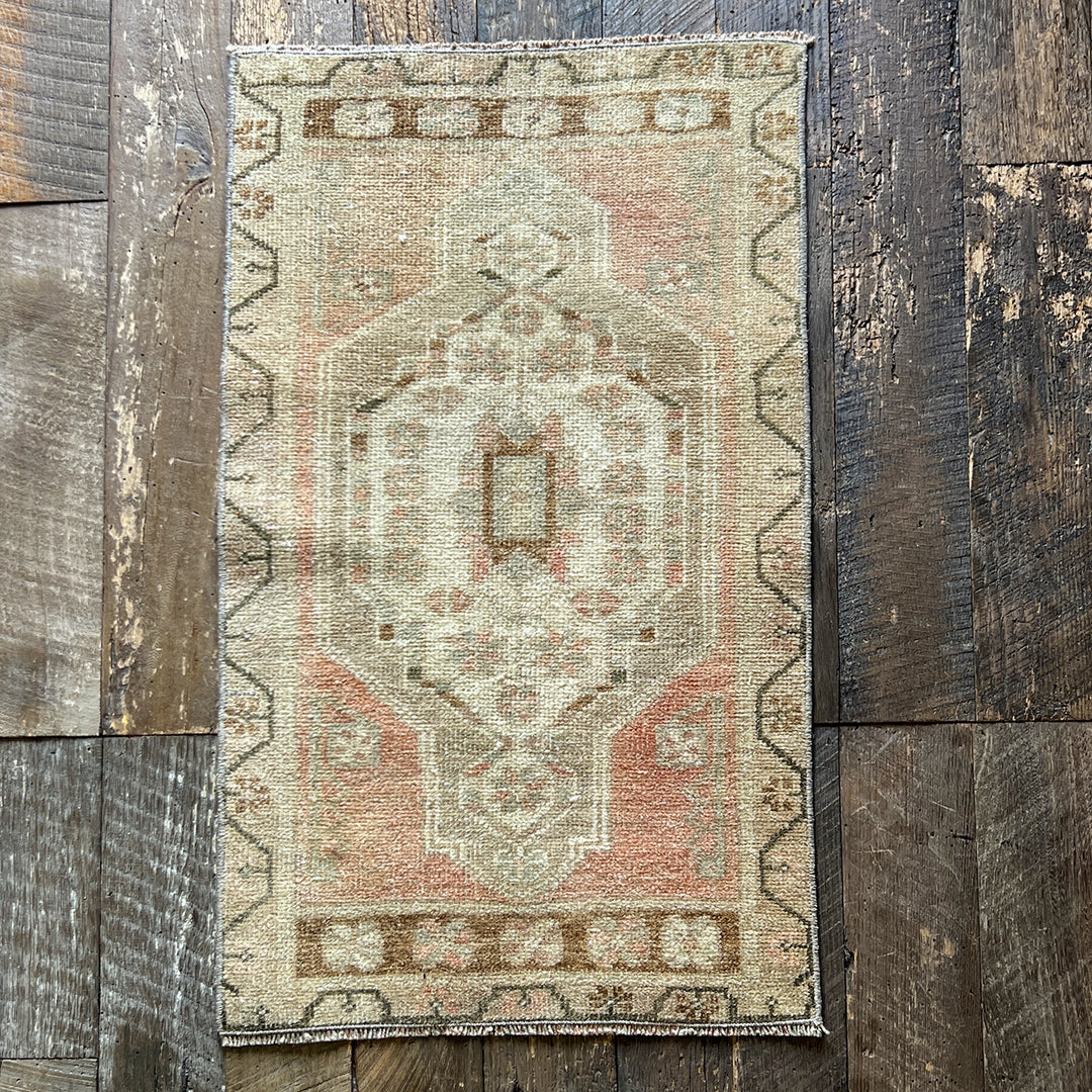 Vintage Rug No. 56
