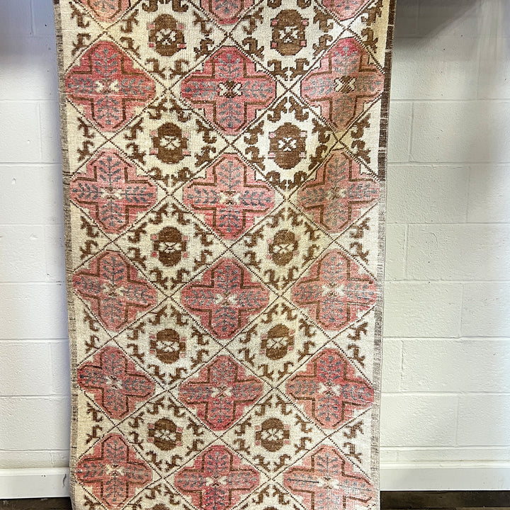 Vintage Rug No. 57