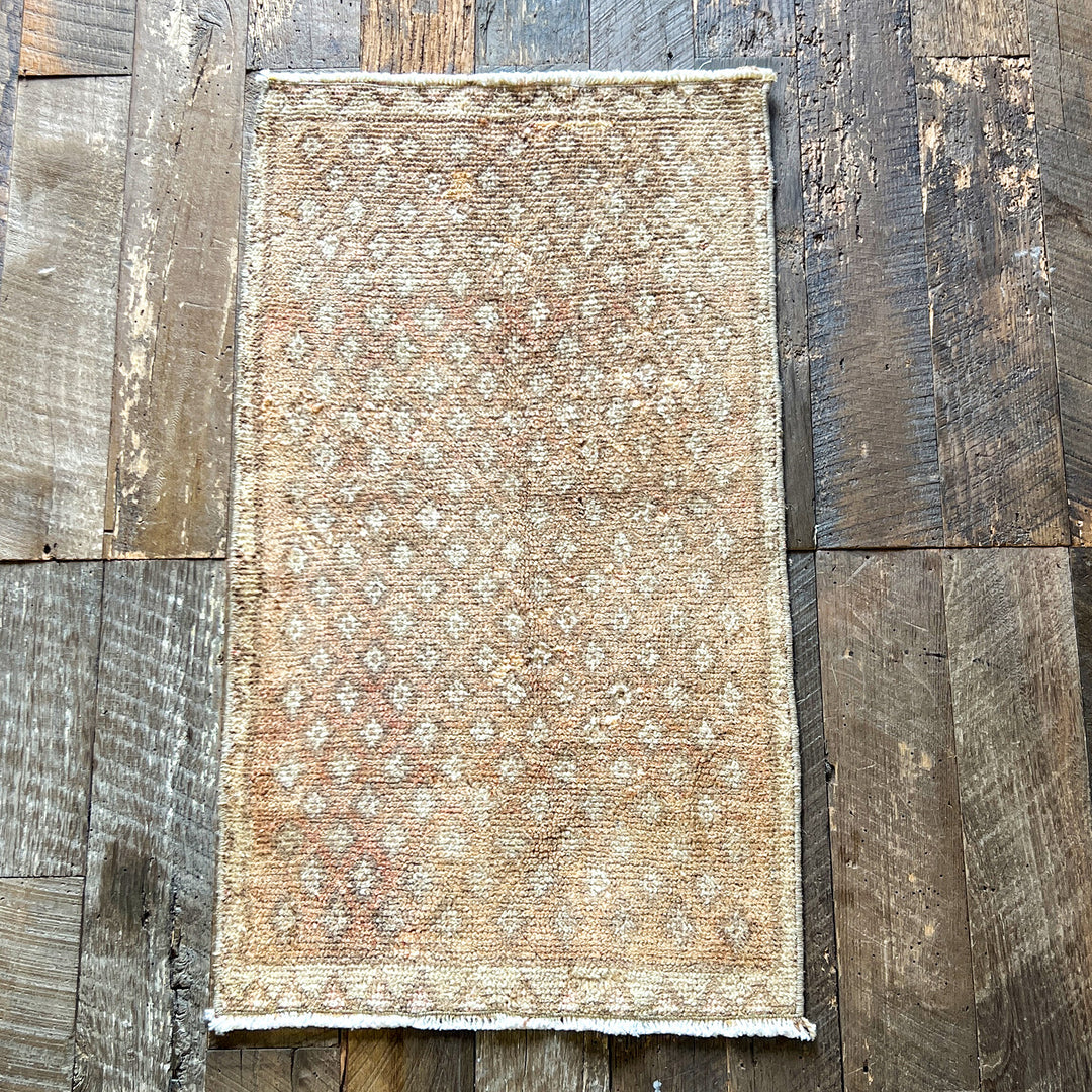 Vintage Rug No. 63