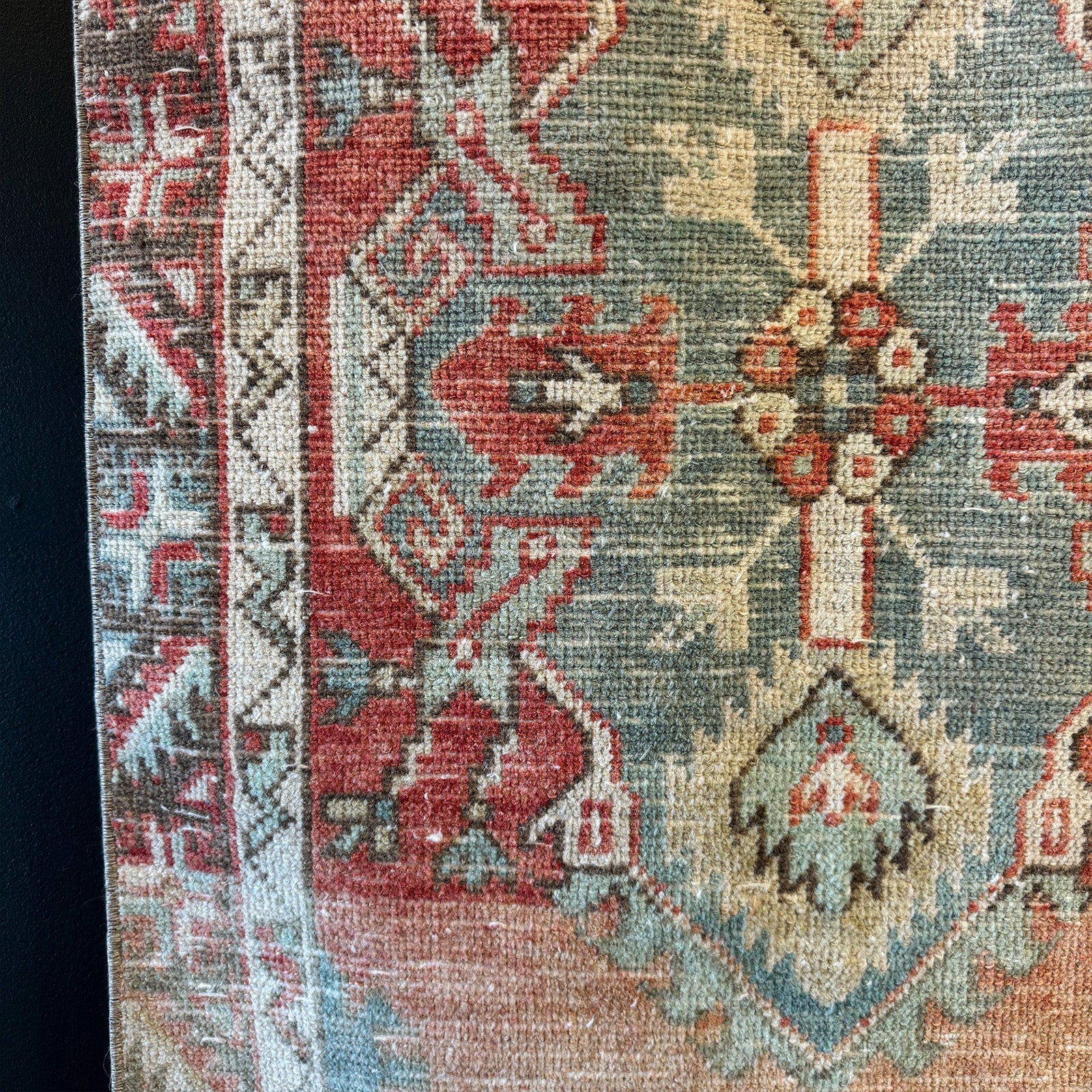 Vintage Rug No. 64