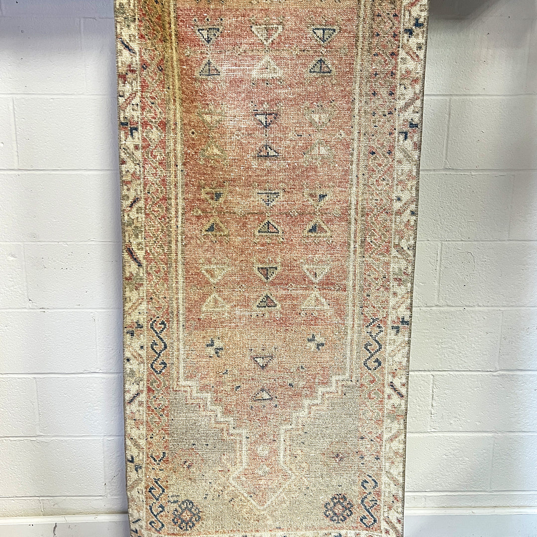 Vintage Rug No. 67